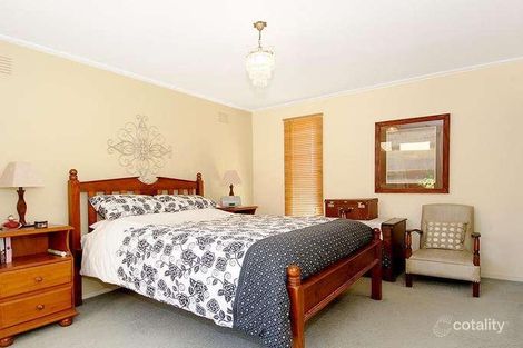 Property photo of 63 Glenview Road Strathmore VIC 3041
