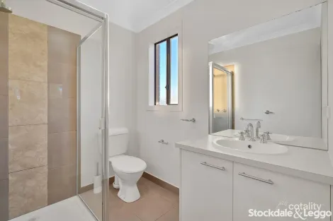 Property photo of 28 Barwick Road Sunbury VIC 3429