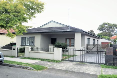 Property photo of 19 Macintosh Street Mascot NSW 2020