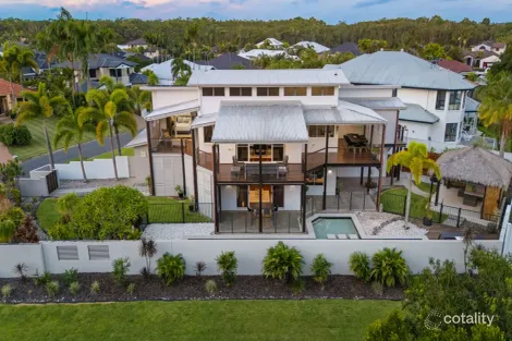 2 Elimbah St, Pelican Waters, QLD 4551