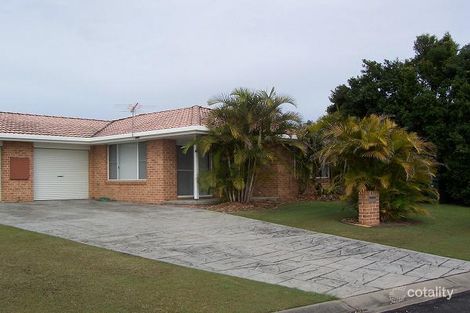 Property photo of 2/35 The Halyard Yamba NSW 2464