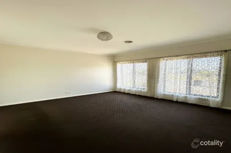 Property photo of 36 Triandra Drive Brookfield VIC 3338