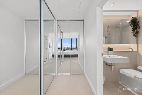 Property photo of 1709/915-941 Collins Street Docklands VIC 3008