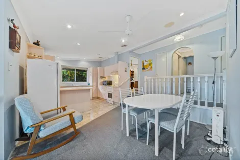 Property photo of 20 Lance Drive Mount Warren Park QLD 4207