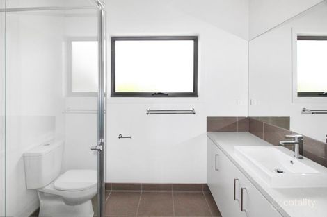 Property photo of 2/396 Autumn Street Herne Hill VIC 3218