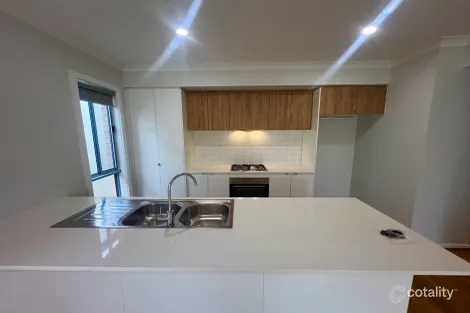 Property photo of 68 Truncata Drive Tarneit VIC 3029