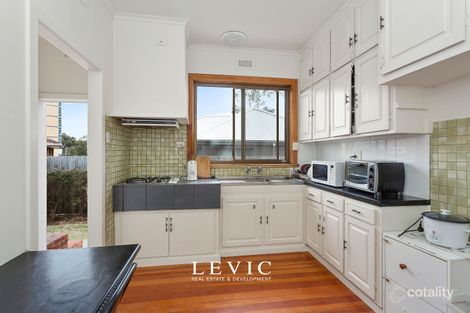 Property photo of 2/2 Myora Court Chadstone VIC 3148