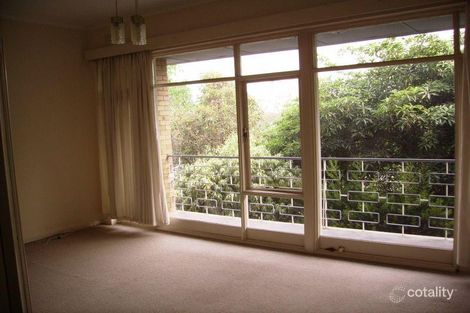 Property photo of 10/13 Myrniong Street Glen Iris VIC 3146
