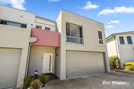 5/3 Sidhu Pl, Quakers Hill, NSW 2763