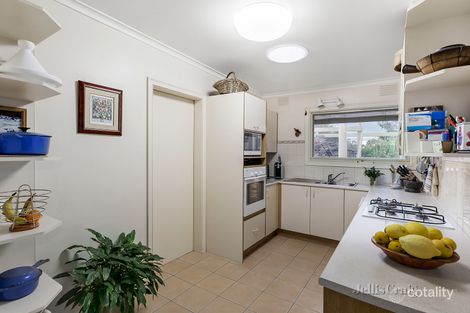 Property photo of 38 Fairview Road Mount Waverley VIC 3149