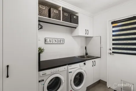 Property photo of 40 Debra Street Centenary Heights QLD 4350