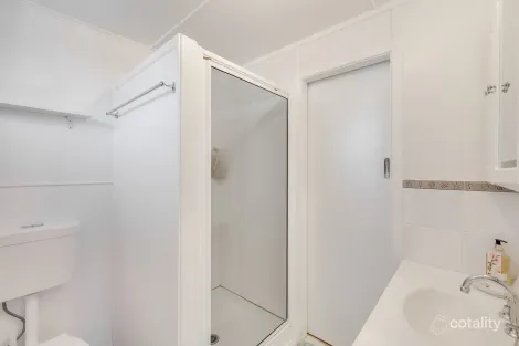 Property photo of 7 Spieker Street Mount Lofty QLD 4350