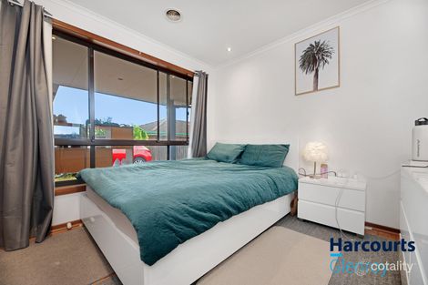 Property photo of 2/28 Mitchell Crescent Meadow Heights VIC 3048