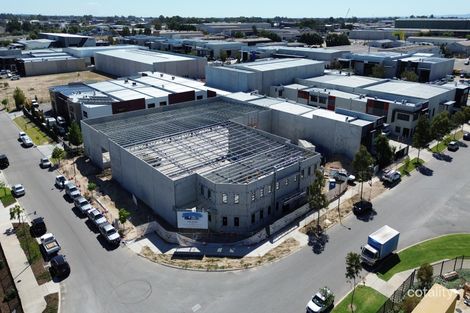 2 Radius Loop, Bayswater, WA 6053
