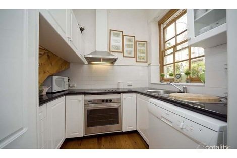 7/15 Essex St, Fremantle, WA 6160