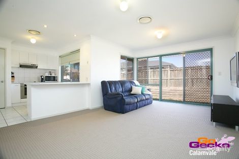 Property photo of 8 Bellavista Close Calamvale QLD 4116