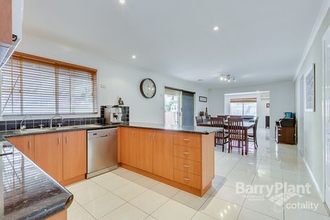 Property photo of 3 Welsh Court Caroline Springs VIC 3023