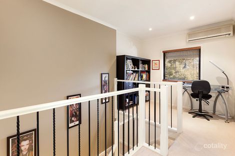 Property photo of 17 Taylor Mews Kensington VIC 3031