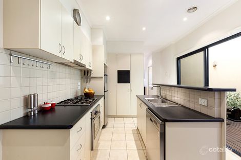 Property photo of 17 Taylor Mews Kensington VIC 3031
