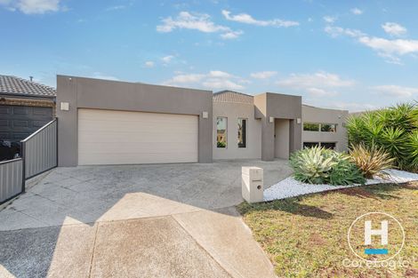 Property photo of 14 Snowden Place Roxburgh Park VIC 3064