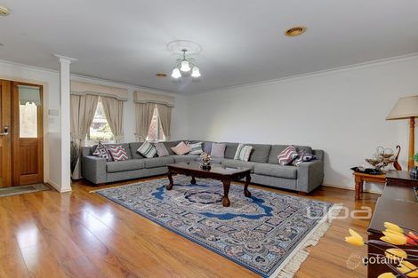 Property photo of 5 Belsay Place Craigieburn VIC 3064