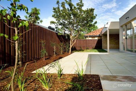 2/18 Mernda Ave, Ashburton, VIC 3147