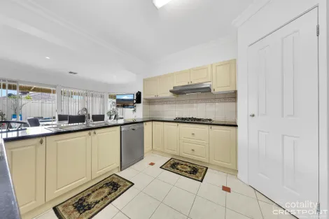 Property photo of 21 Bridgewater Grove Thomastown VIC 3074