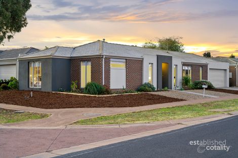 Property photo of 2 Archibald Chase Point Cook VIC 3030