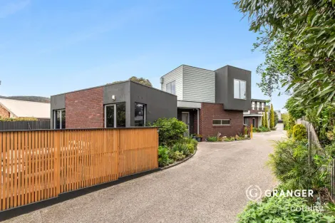 1/5 CAMERON ST, ROSEBUD, VIC 3939
