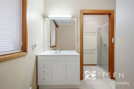 Property photo of 120 Rowan Street Bendigo VIC 3550