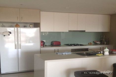 Property photo of 19/1 Woodward Way Caroline Springs VIC 3023