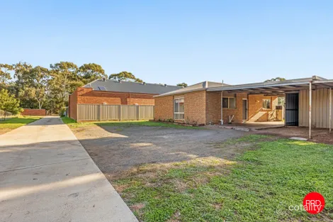 Property photo of 1/7A Waratah Road Huntly VIC 3551