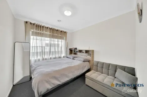 Property photo of 50 Railway Parade Kalkallo VIC 3064