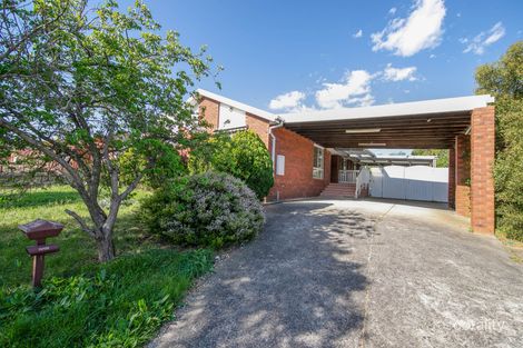 26 Gunbower Cres, Meadow Heights, VIC 3048