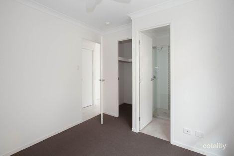 Property photo of 105 Mount Huntley Street Park Ridge QLD 4125