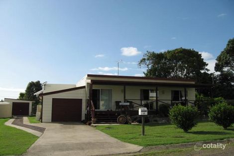 4 Lilliendal Ave, Sarina, QLD 4737