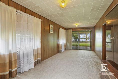 Property photo of 4 Sunset Parade Chain Valley Bay NSW 2259