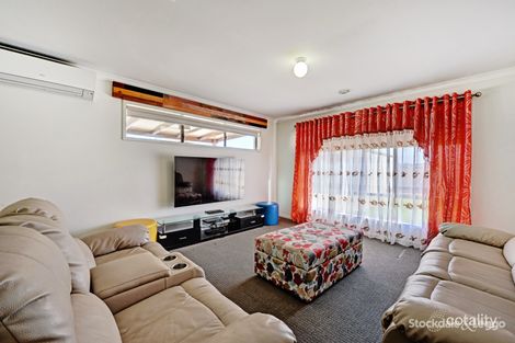 Property photo of 12 Arrowsmith Crescent Mooroopna VIC 3629
