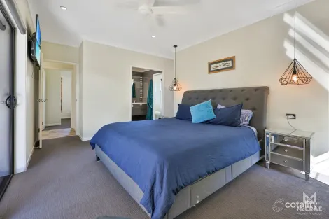 Property photo of 11 Ada Place Bowen QLD 4805