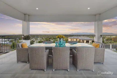 Property photo of 13 Cashell Crescent Bushland Beach QLD 4818