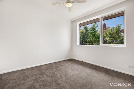 Property photo of 4/33 St Georges Road Elsternwick VIC 3185