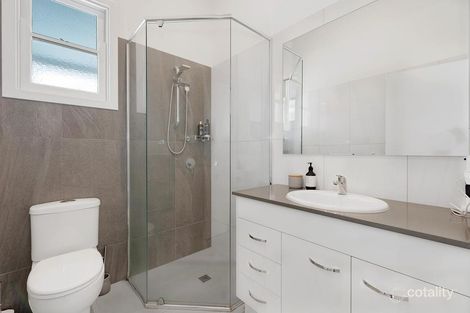 Property photo of 21 Thomas Street Kangaroo Point QLD 4169