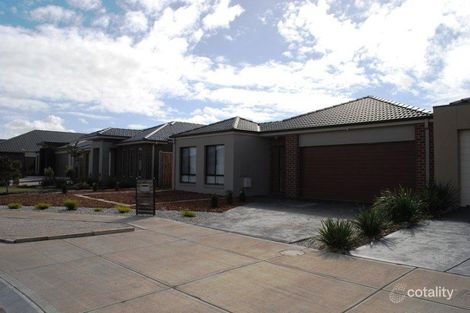 Property photo of 14 Tanoa Crescent Point Cook VIC 3030