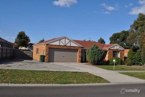 Property photo of 26 The Boulevard Gisborne VIC 3437