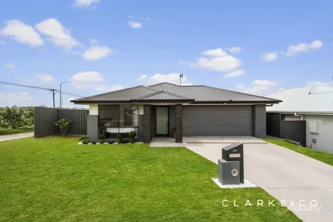 Property photo of 26 Royston Circuit Farley NSW 2320