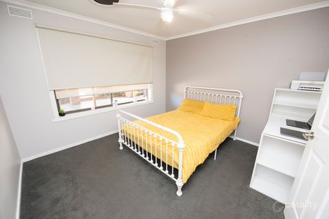 Property photo of 33 Douglas Avenue Swan Hill VIC 3585
