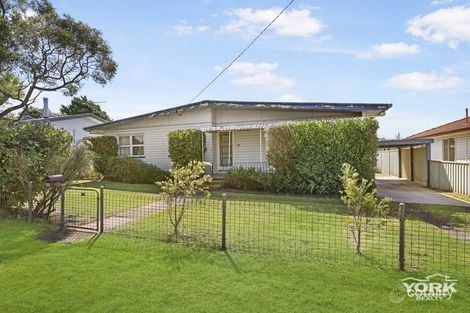 29 Cathro St, Rockville, QLD 4350
