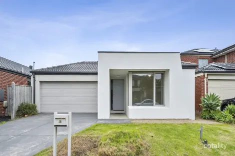 Property photo of 38 Stoneyfell Road Point Cook VIC 3030