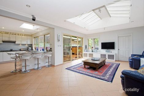 Property photo of 18 Jocelyn Street North Curl Curl NSW 2099