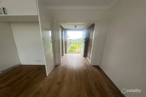 Property photo of 9 Brunning Crescent Frankston North VIC 3200